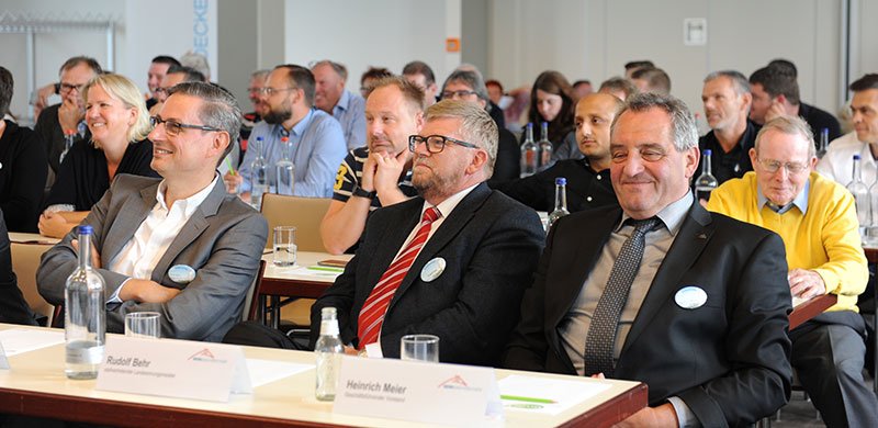 Die Vorträge und Themen, die beim Landesverbandstag Niedersachsen/Bremen der Dachdecker zur Sprache kamen, kamen bei den Zuhörern gut an.