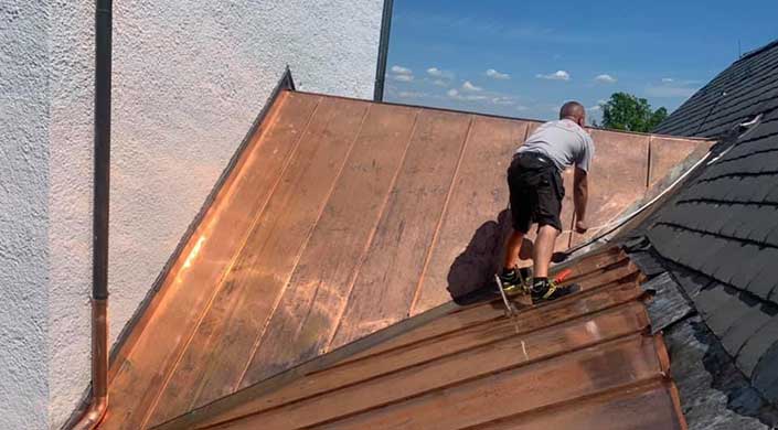 Bild von SWG Dach & Wand Mitarbeiter auf Kirchdach
