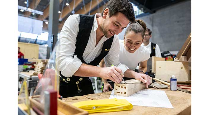 Bild von Messebotschaftern der Dach+Holz Pöschl und Konsek