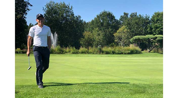 Bild von Dachdeckermeister Oliver Reiner beim Golfen