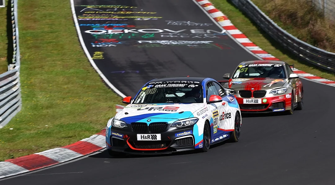 Jannik Reinhard: Zwischen Dach und Nürburgring